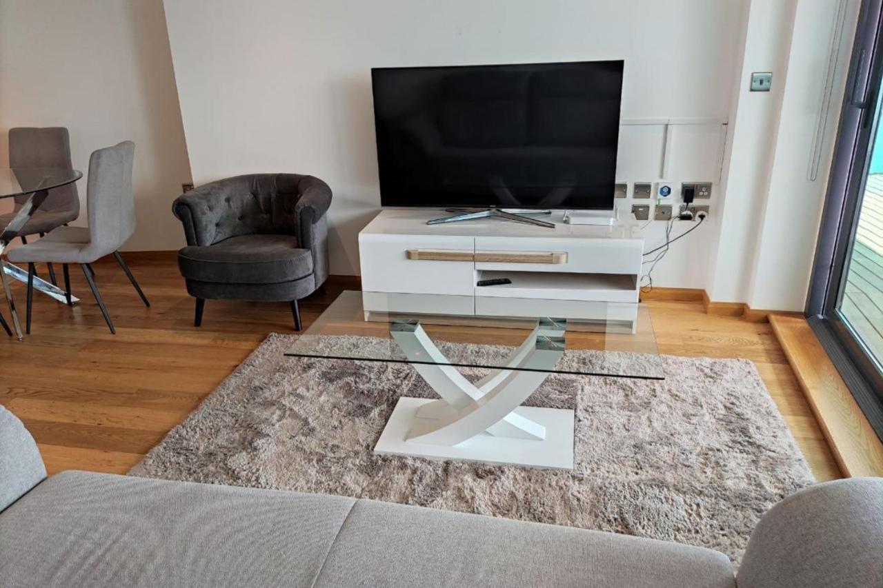 גיברלטר Seaside Serenity Oasis - High Floor - Stunning Views מראה חיצוני תמונה